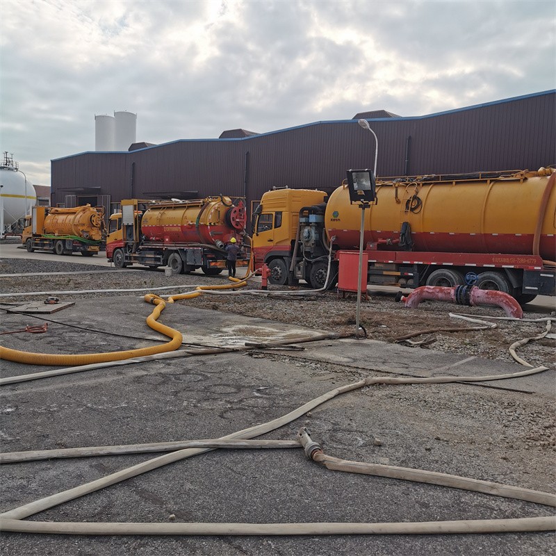 武江污水池清理