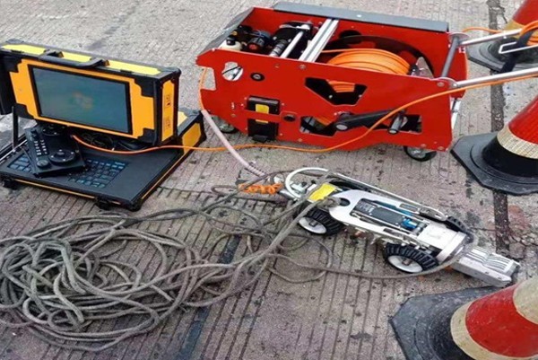 武江CCTV管道检测机器人